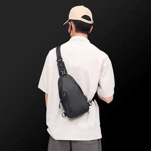 Sac à Bandoulière Anti-Vol Étanche de Voyage pour Homme avec Port de Chargement USB - Product Image 6