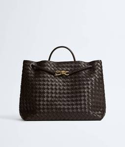 Bottega BV <b>Small</b> Andiamo Top handle bag in supple Intrecciato leather with signature knot detail and <b>sliding</b> cross-body Veneta - Product Image 2