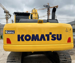 Excavadora usada pesada Kumatsu PC220 para construcción, paisajismo, agricultura, obras municipales, peso operativo de 22 toneladas - Product Image 4