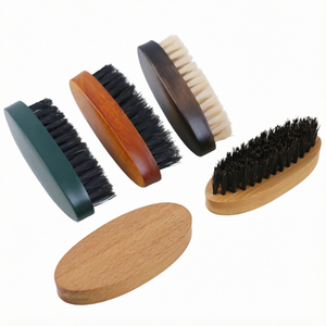 Brosse à raser en gros personnalisée avec anneau rond, manche en résine et bambou, poils de cheval et de sanglier pour hommes - Product Image 1