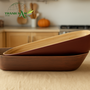 Plateau de service décoratif en bambou murmure à grain de bois fait à la main de style moderne pour la cuisine, la table à manger, les salades et les collations. - Product Image 6