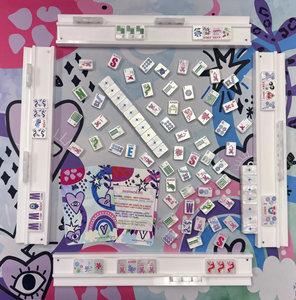 Venta al por mayor de fábrica: Nuevo juego de Mahjong americano de lujo de 160 fichas de acrílico grabado de 4 capas para viaje - Product Image 2