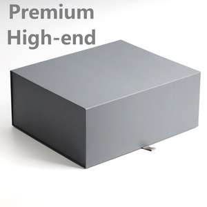 맞춤형 고급 회색 무광 자석 잠금식 견고한 종이 상자 리본 손잡이 접이식 선물 상자 플립 탑 봉투 스타일 포장 상자 - Product Image 1