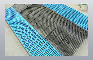 Piso de cerdas de granja de cerdos de alta capacidad de carga duradero fácil de instalar para piso de hierro fundido - Product Image 5
