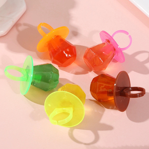 Wholesale Funny Diamond for Fruity <strong>Sugar</strong> <strong>Hard</strong> <strong>Candy</strong> Lollipop Bottle Packaging Delicious Sweets <strong>Candy</strong> Toy Ring - Product Image 5