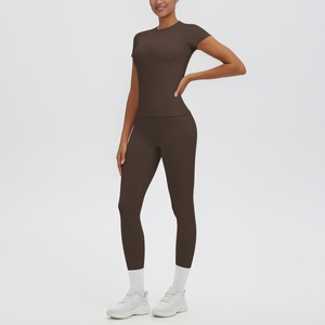 Nouveau Vêtement de Yoga Uni Effet Seconde Peau, Manches Courtes, Taille Haute, Coupe Ajustée, pour Course et Sports de Plein Air, Style Décontracté - Product Image 3