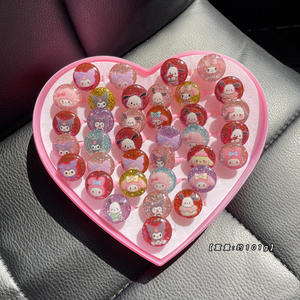 Jolies bagues à paillettes en forme de cœur pour filles, 36 pièces, pour déguisement de petites filles, avec boîte de présentation charmante - Product Image 5