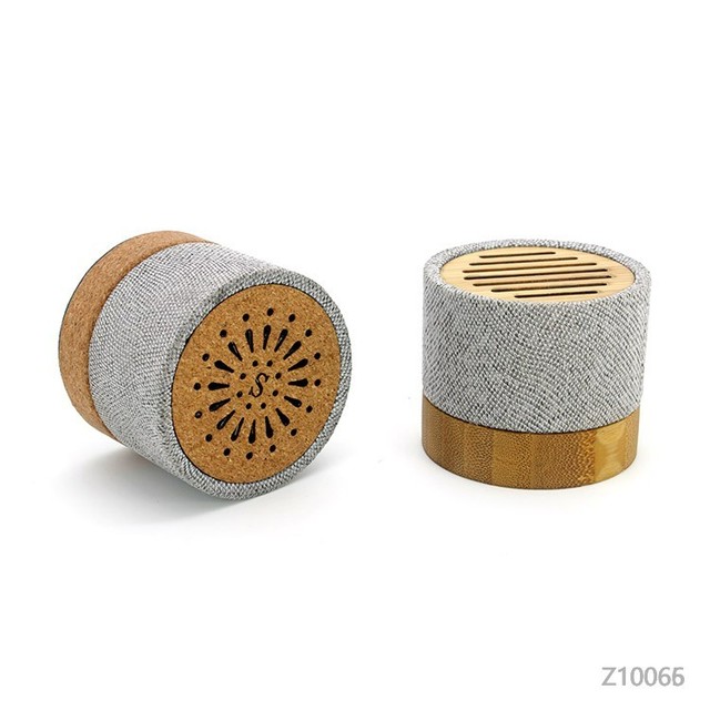 Speakers & Accessories Fabric Clothing Bamboo Portable Wireless Speaker 5W Output