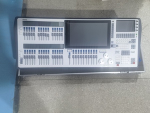 Contrôleur d'éclairage de scène V18.1 Avolit-es Arena <span class=keywords><strong>Console</strong></span> DMX512 pour spectacles à grande échelle, théâtres, festivals, spectacle de lumière - Product Image 3