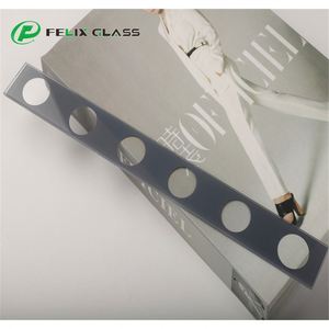 Verre trempé rectangulaire personnalisé par le fabricant avec impression sérigraphique pour éclairage LED linéaire mural - Product Image 4