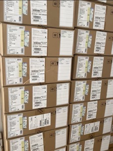 สวิตช์เครือข่ายรุ่นใหม่ C9200L-48P-4X-E ของแท้ 9200L 48 พอร์ต PoE 4 1G SFP Uplink - Product Image 4