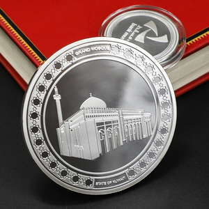 Monedas de espejo metálico personalizadas de fábrica de China moneda de plata personalizada - Product Image 3