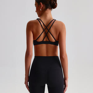 Vente en gros de sous-vêtements de fitness pour femmes, <span class=keywords><strong>soutien</strong></span>-<span class=keywords><strong>gorge</strong></span> de yoga croisé dans le dos, hauts d'athlétisme, camisoles, soutiens-<span class=keywords><strong>gorge</strong></span> de <span class=keywords><strong>sport</strong></span> à fort impact et à séchage rapide pour femmes - Product Image 4