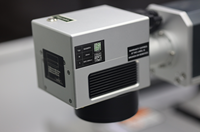 Machine personnalisée de marquage laser à fibre laser Lightburn JPT M7 Mopa pour bijoux Machine de gravure en profondeur sur plaque métallique 3D