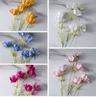 Commande en gros personnalisable de chrysanthèmes artificiels en soie réalistes pour mariage et décoration intérieure
