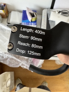 Guidon de vélo de route compact aérodynamique SeeMore Selection 6D en fibre de <span class=keywords><strong>carbone</strong></span> 420 mm avec cornes et barre courbée - Product Image 4