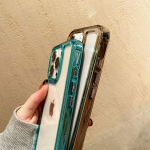 Ultra grueso 2mm claro TPU PC Premium parachoques teléfono caso para <span class=keywords><strong>iPhone</strong></span> 16 Pro Max suave protector suave TPU <span class=keywords><strong>funda</strong></span> para teléfono móvil - Product Image 5