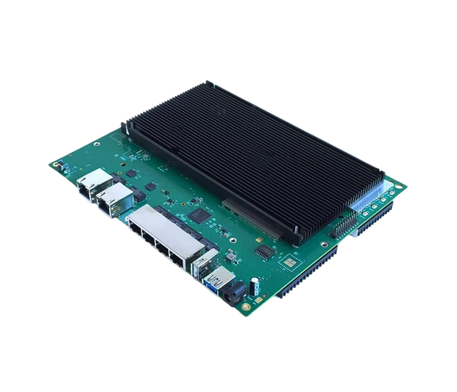 Chipboard Qualcomm IPQ5424 Embedded Router Board Supports 22 Gbps Tri-band Wi-Fi 7 Dual 10GbE Networking Two 10 GbE RJ45 Ports