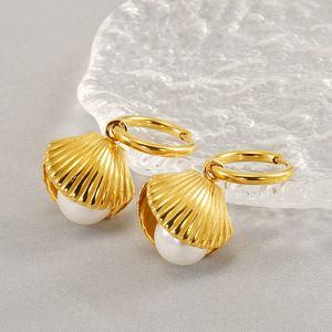 Zogxin Pearl Shell Jewelry Set 18k Gold Plated Titanium Steel Necklace Earrings Ring Women's Fashion Everyday Wear - Product Image 4
