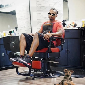 Muebles de salón antiguos Sillón de peluquería Sillón de peluquero vintage negro para hombre <span class=keywords><strong>precio</strong></span> al por mayor butaca de peluquero - Product Image 1