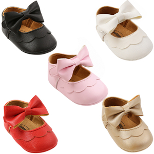 Nouvelles chaussures pour bébé en cuir dur antidérapant à la mode 2022 avec nœud et fleur - Product Image 1