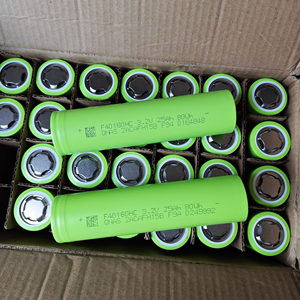 เซลล์แบตเตอรี่ LFP 40160 25Ah อายุการใช้งาน 2000 รอบการชาร์จ 2C สำหรับระบบกักเก็บพลังงานที่อยู่อาศัยและชุดแบตเตอรี่รถยนต์ไฟฟ้า - Product Image 5