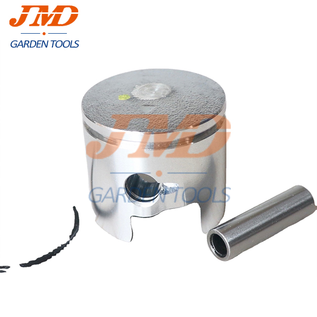 2500 Chain Saw Wood Cutter Garden