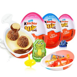 Metà dell'uovo divertente è ricca di cioccolato, l'altra metà è un giocattolo a sorpresa. Ogni singolo uovo è un'esperienza a sorpresa inedita e non si ripete. - Product Image 5