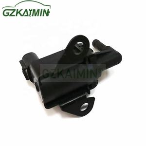 Soupape de commande de purge du canister à vapeur pour <span class=keywords><strong>Daihatsu</strong></span> <span class=keywords><strong>Trevis</strong></span> 1.0 Cuore L250 L251, moteur OEM 89470-97209 136200-2880 - Product Image 2