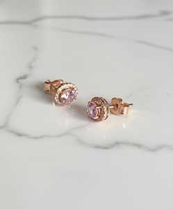 Pendientes de Oro de 14 Quilates con Piedras Preciosas Naturales/de Laboratorio en Forma Ovalada y Micro Pavé de Diamantes - Product Image 3