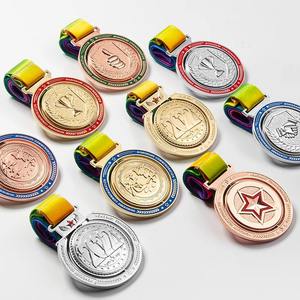 Médaille de marathon pour enfants en alliage personnalisée rotative avec un design d'étoile à cinq branches, écologique, gravée OY OY8017 - Product Image 1