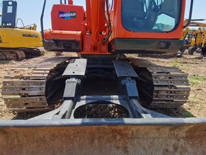 Excellent Condition Used Doosan DX80 Crawler Excavator <b>8</b> <b>TON</b> Capacity Factory Priced DH70 DH150 <b>Digger</b> Pump PLC Core Components - Product Image 5