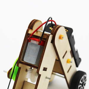 Kit Scientifique en Bois : Robot Éducatif pour Enfants de 7 à 9 Ans, Modèle Animal à Assembler Manuellement, Alimenté par Piles - Product Image 3
