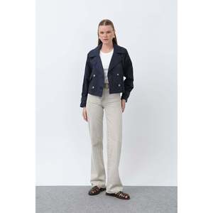 Trench-coat court pour femme, bleu marine, utilitaire, manches longues, tissé, automne, confortable - Product Image 5