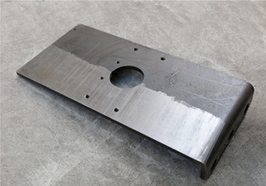 Máquina de Limpieza Láser de Fibra Portátil/Automática con Brazo Robótico de 6 Ejes de 1800 mm para Eliminación de Óxido en Acero, Aluminio y Metal - Product Image 1