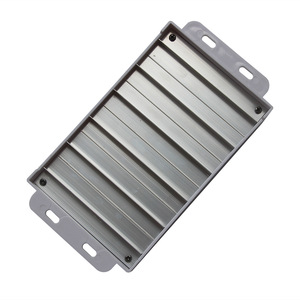 เครื่องควบคุมการชาร์จพลังงานแสงอาทิตย์ 12V 24V PWM เครื่องชาร์จแบตเตอรี่อัจฉริยะสำหรับไฟถนนพร้อมพอร์ต USB และจอแสดงผลดิจิตอล - Product Image 3