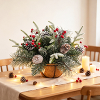 Ramillete de Ramas de Pino Navideñas Artificiales, Ramitas de Pino Escarchadas con Bayas Rojas y Piñas para Decoración de Mesa Navideña y Decoración del Hogar