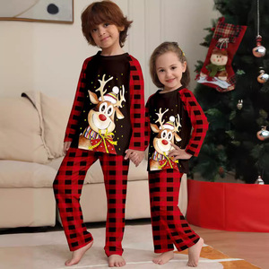 Hete Aanbieding Zachte Gebreide Modieuze Oversized Geruite Pyjamaset Familiekleding Elastische Taille Lange Mouwen Winter Kerstprint - Product Image 4