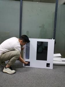 Mini distributeur automatique mural avec écran tactile de 22 pouces, design personnalisé avec lecteur de carte - Product Image 5