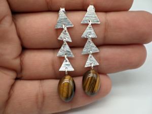 Boucles d'oreilles artisanales en argent sterling 925 avec pierre naturelle œil de tigre, bijoux fantaisie pour femmes, boucles d'oreilles bohèmes tendance, vente en gros - Product Image 6