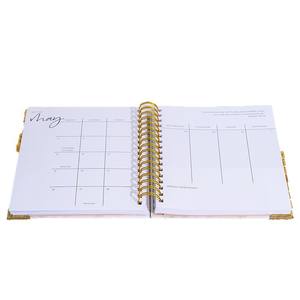 Agenda 2026 con Copertina Rigida A5, Spirale Dorata, Diario, Pianificatore Giornaliero, Settimanale e Mensile, Senza Logo/Design Grafico - Product Image 1
