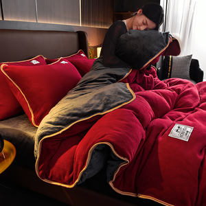 Set Sprei Empat Potong Winter Milk Velvet, Sprei Coral Velvet Kelas Atas, Selimut Flanel, Set Sprei Empat Potong Berlapis - Product Image 3