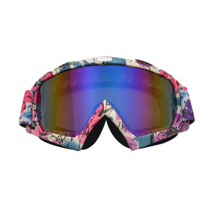Gafas de Motociclismo con Montura Completa, Lente Esférica, Antivaho, Protección UV, Modelo 8043 - Product Image 1