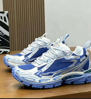 Nouvelle mode décontractée : Chaussures de course à lacets, bout pointu, rehaussantes, avec empeigne en maille, doublure en peluche, logo 3D, semelle extérieure en gel amortissante et semelle épaisse.
