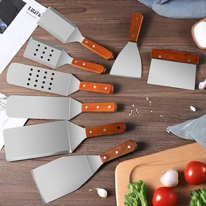 ชุดตะหลิวสเตนเลสสตีลพร้อมด้ามไม้ ตะหลิวเทปปันยากิสำหรับปลา สเต็ก แพนเค้ก ด้ามจับกันความร้อน - Product Image 5