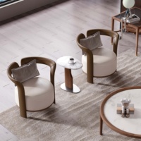 Fauteuil lounge moderne en teck et fil doré, écologique, pour salon, bureau à domicile et salle à manger – Décoration de luxe léger et design, pièce maîtresse.