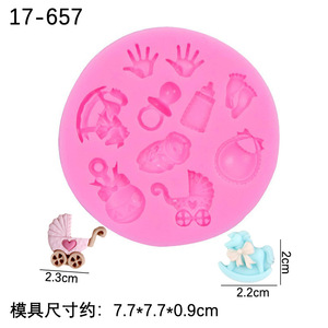 Molde de silicona de la serie Baby para pie Palma Biberón para Fondant Clay y Chocolate Cake Decorating Baby Memorial Theme - Product Image 5