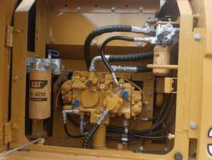 Excavatrice Caterpillar d'occasion officielle, Caterpillar Cat 315D2gc d'occasion, pelle sur chenilles Caterpillar d'occasion - Product Image 4