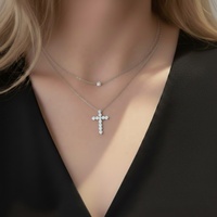 Collana con Ciondolo a Croce in Moissanite da 3mm 4mm 5mm, Gioiello Classico Unisex per Uso Quotidiano, in Argento Sterling 925 con Incastonatura a Griffe