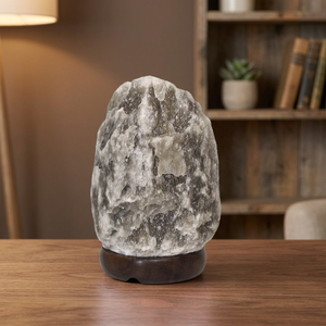 Lámpara de Sal Mineral de Alta Calidad Hecha a Mano con Base de Madera, Lámpara de Sal Gris Natural del Himalaya 2025 de Alta Calidad con Forma Natural - Product Image 1